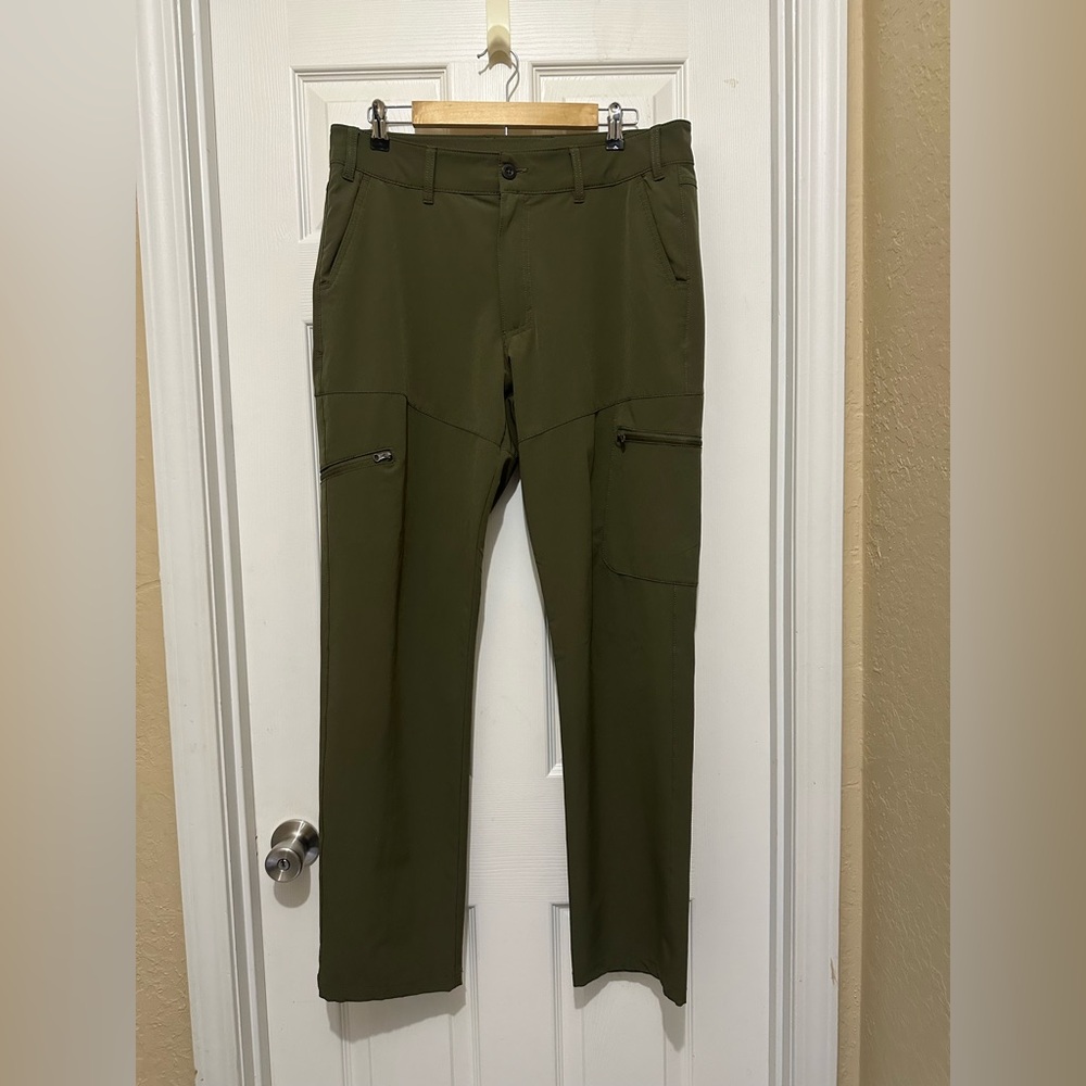 Magellan Outdoors Men’s Classic Fit 34W Performance Hiking Pants Olive